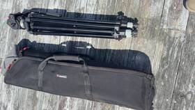 Bogen Manfrotto 3246 Tripod With 501 Fluid Head Padded Bag