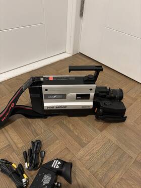 Hitachi Vm-2000a Video Camera/recorder