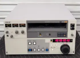 Bvu-900p Sony Pal U-matic Sp Video Cassette Player With 30 Day Carry-in Warranty Bvu-900p Sony Pal U-matic Sp Video Cassette Player With 30 Day Carry-in Warranty