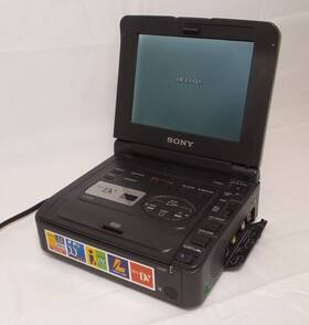 Sony Gv-d900e Pal Mini Dv Walkman Vcr - Video Transfer Grade A