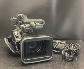 Sony Hvr-z27 Hvr-z7u Video Camera Twin Battery And Charger