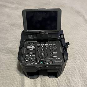 Sony Selp18200le Nxcam Hd Sd Card Recorder With Gps 3.5mm And 2 Lenses See Descip